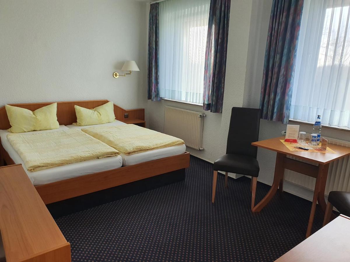 Hotel Pension Stoertebeker Biendorf Exterior foto
